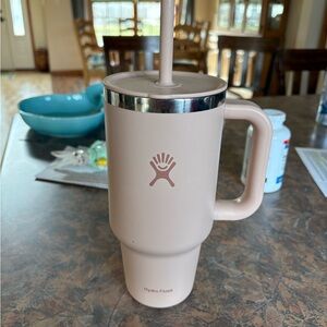 Hydro Flask Blush Pink Insulated Travel Mug with Handle and Straw